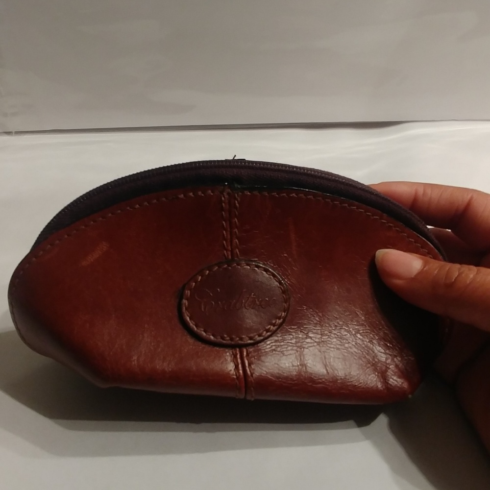 🐚Crabtree Brown Leather Zippered Pouch